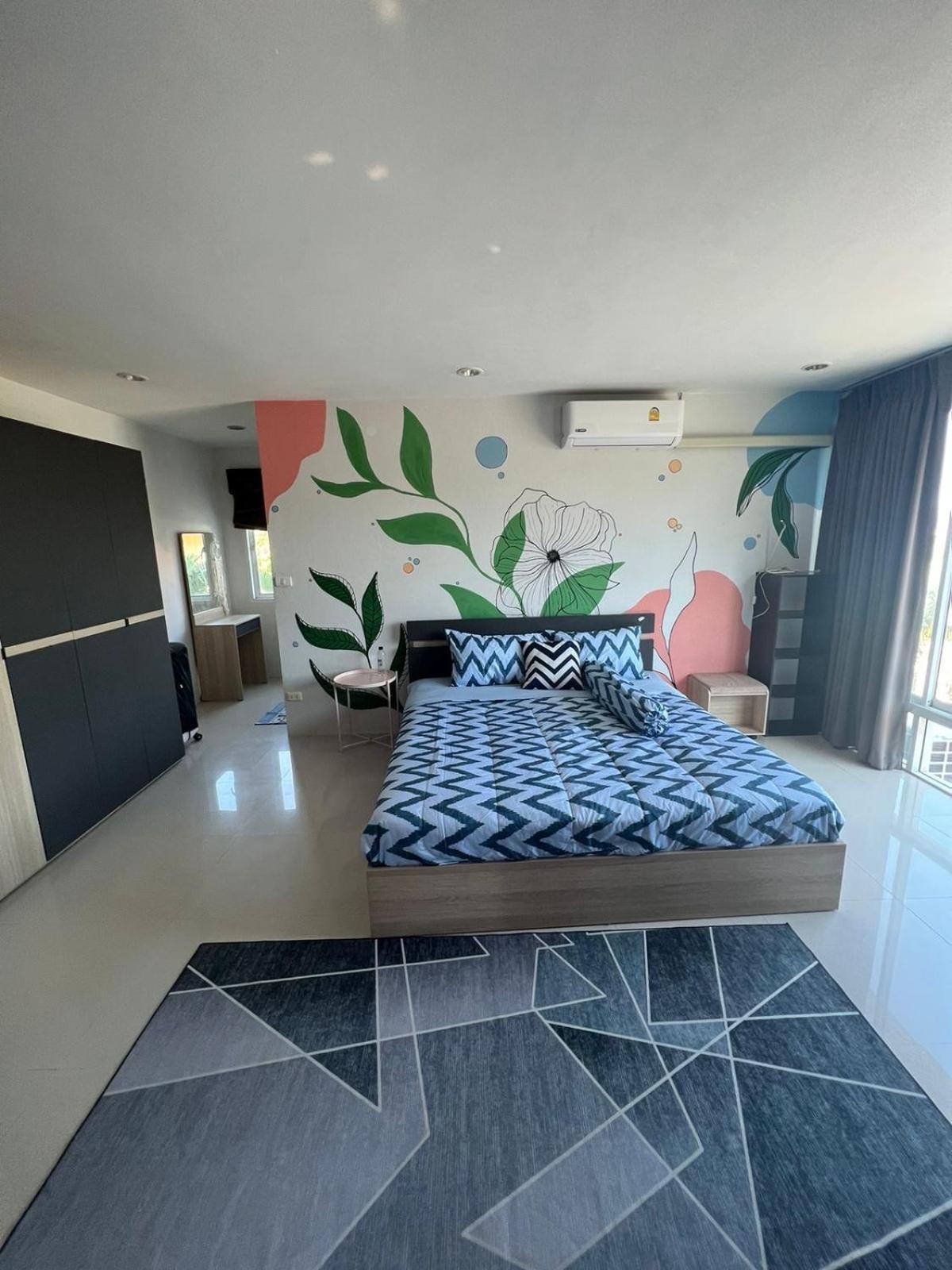 The Chu Cafe / Guesthouse Nai Harn Extérieur photo